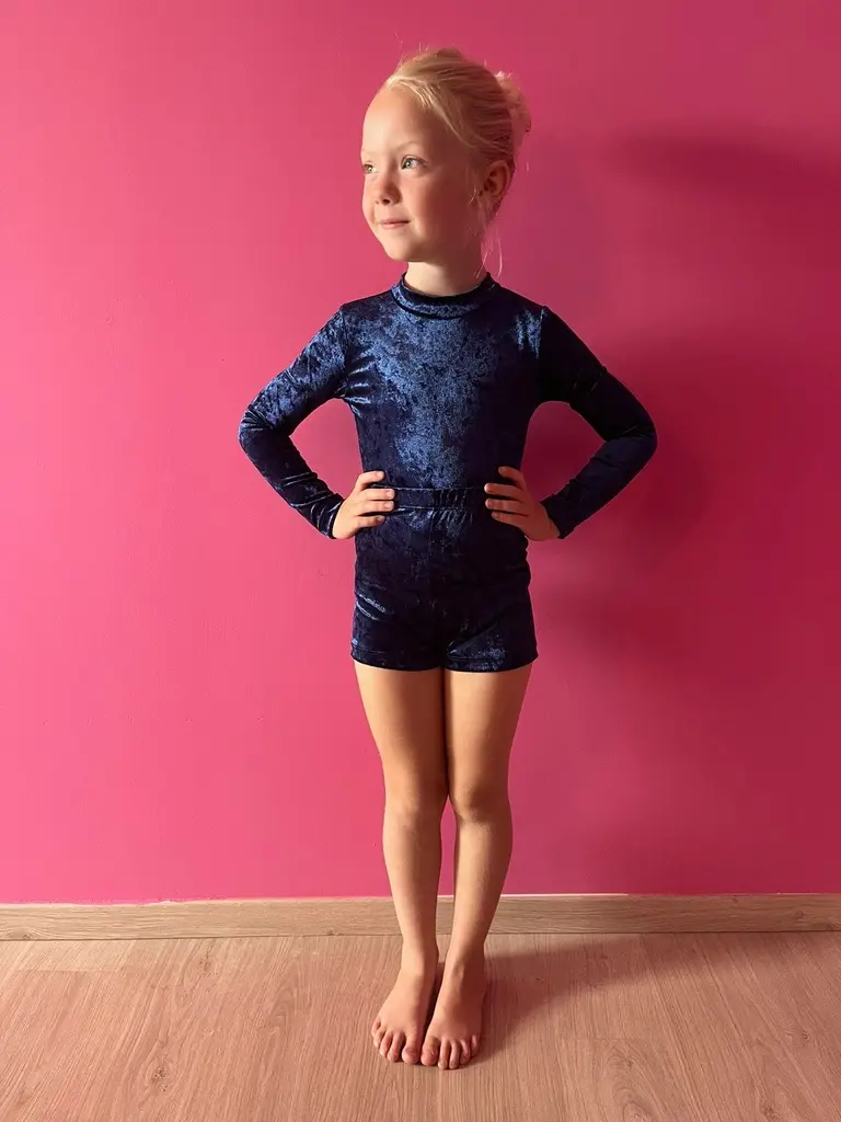 Turnpakje incl shortje DONKER BLAUW 